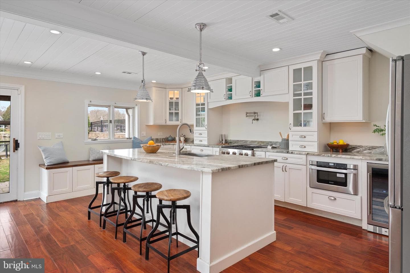 306 Riverside Drive photo 23