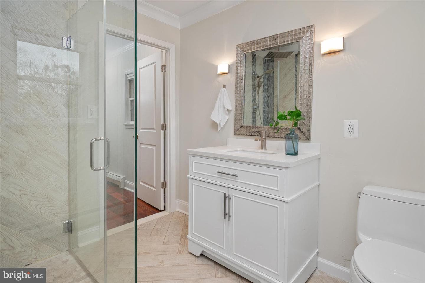 306 Riverside Drive photo 51