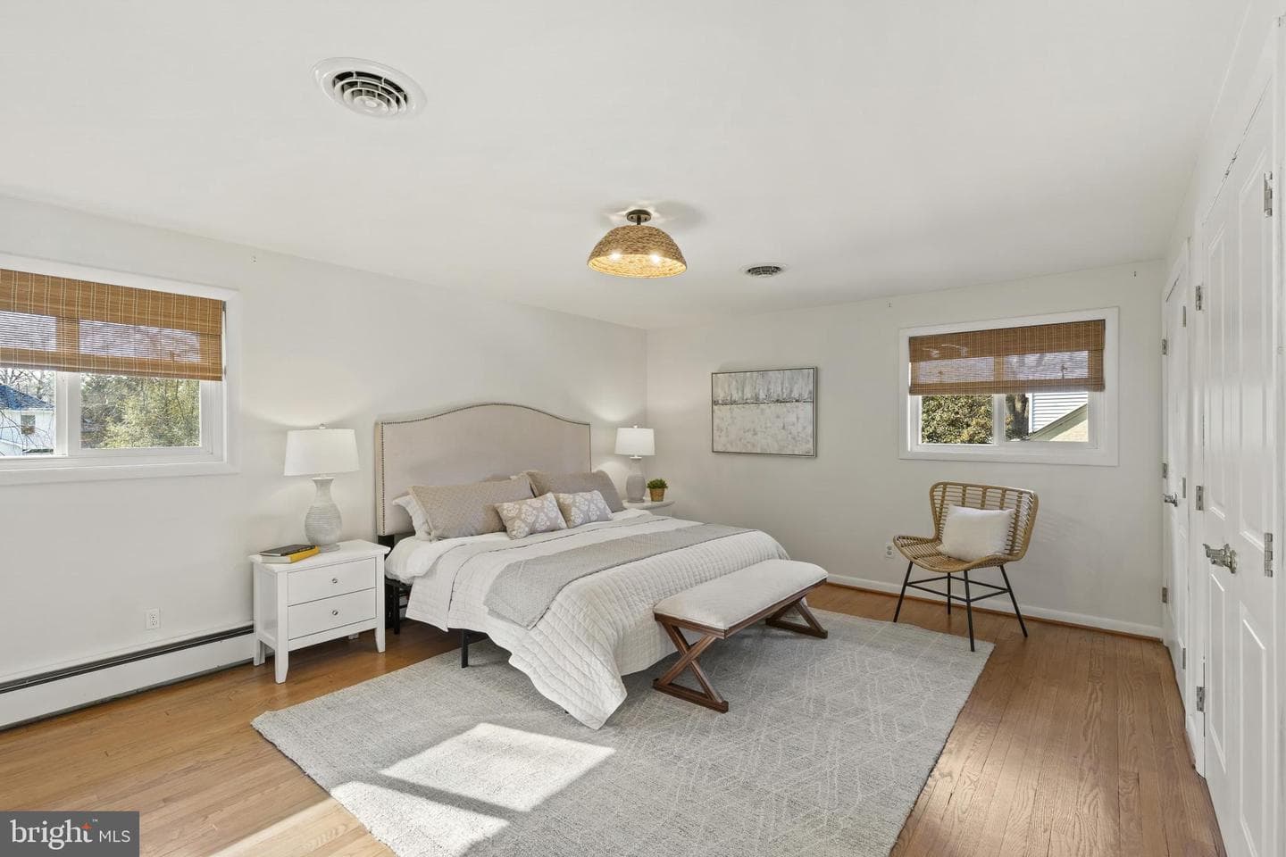 101 Avondale Circle photo 13