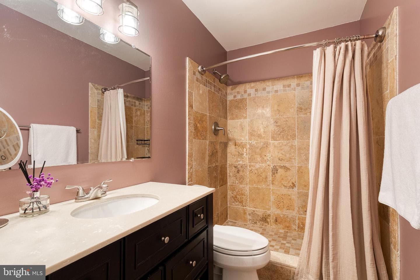 232 Cardamon Drive photo 32