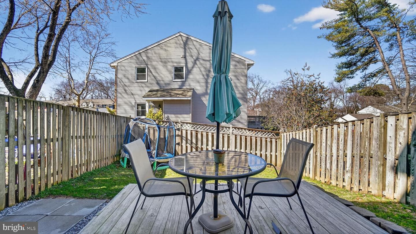 480 Worthington Road photo 38