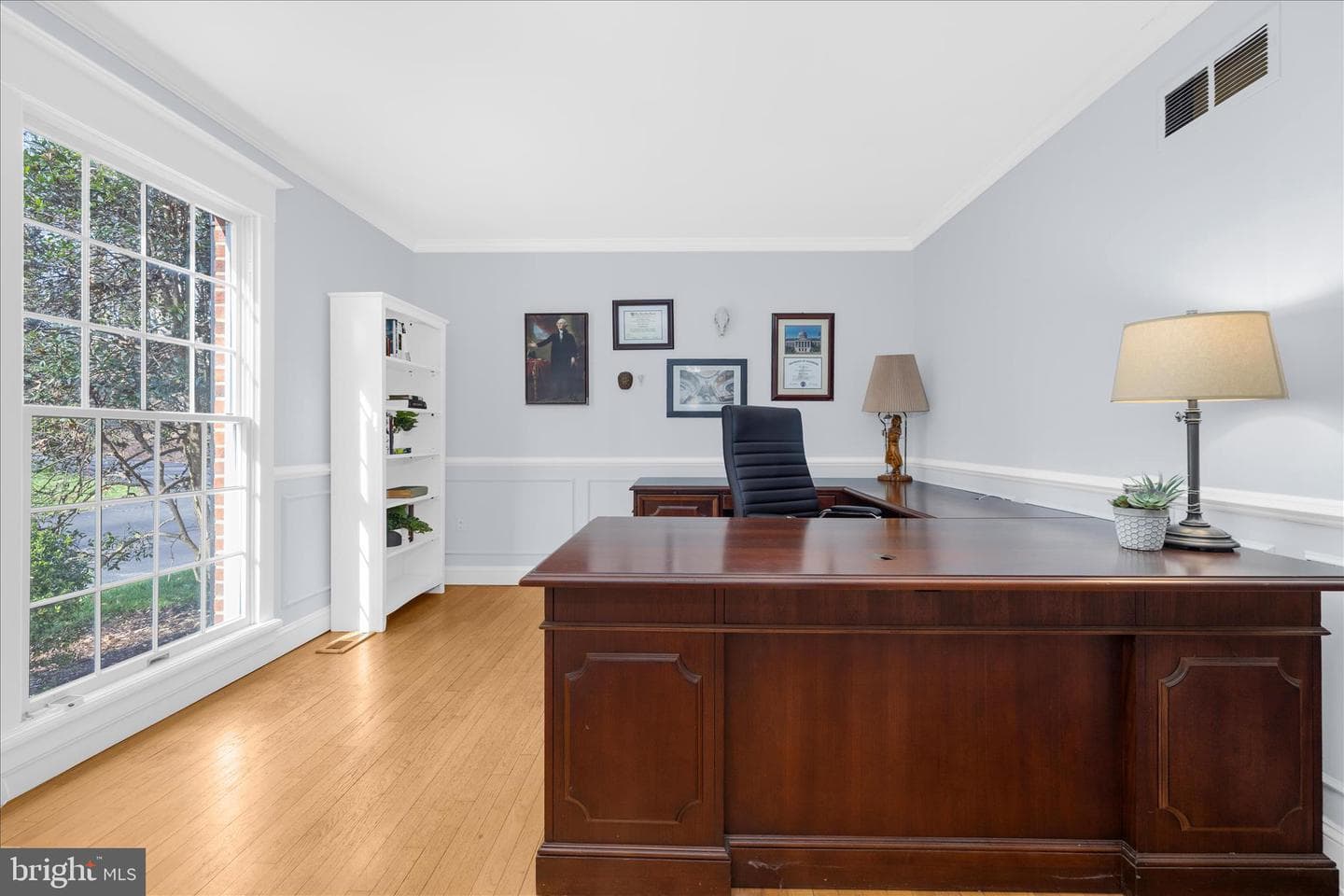 962 Coachway photo 20