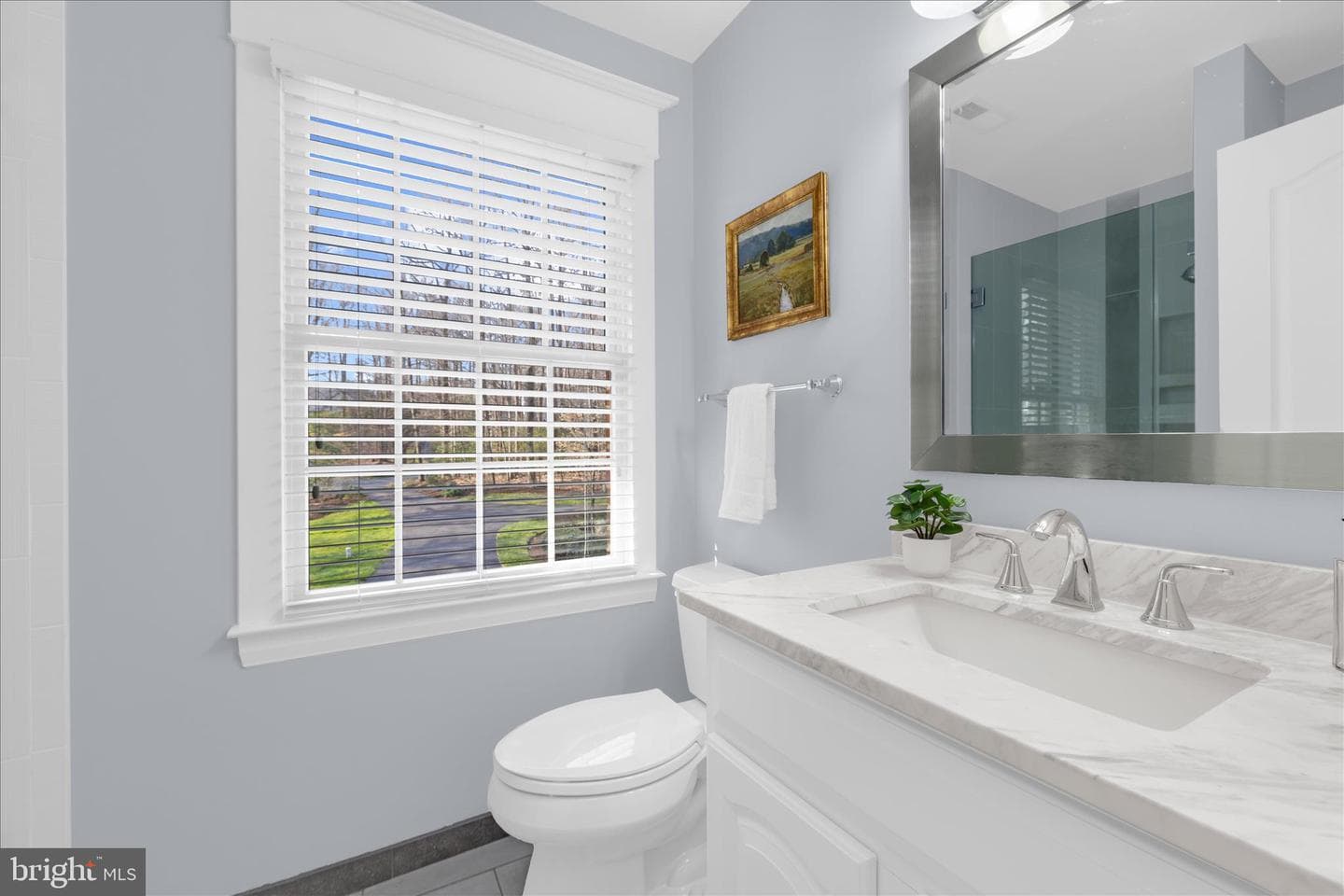 962 Coachway photo 43