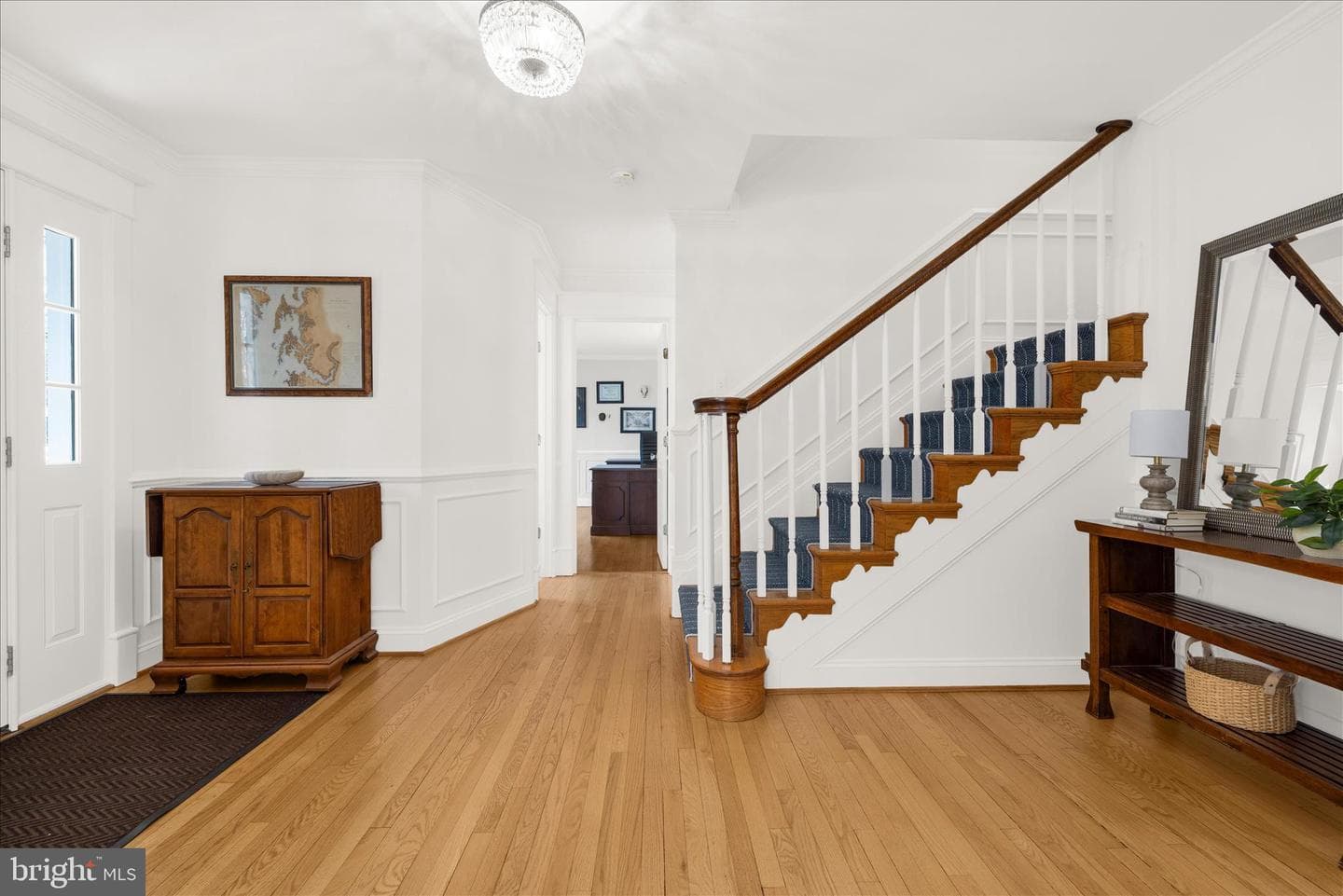 962 Coachway photo 7