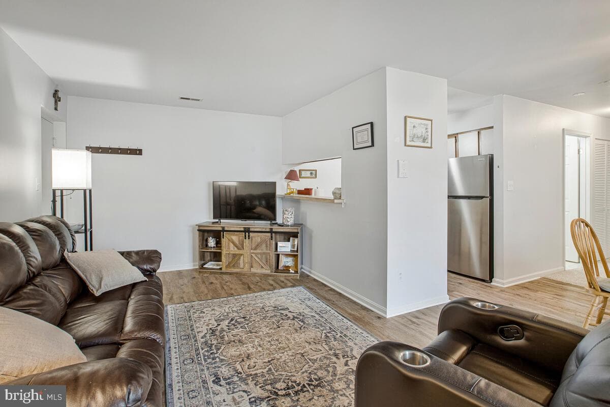 6803 White Water Way #101 photo 7