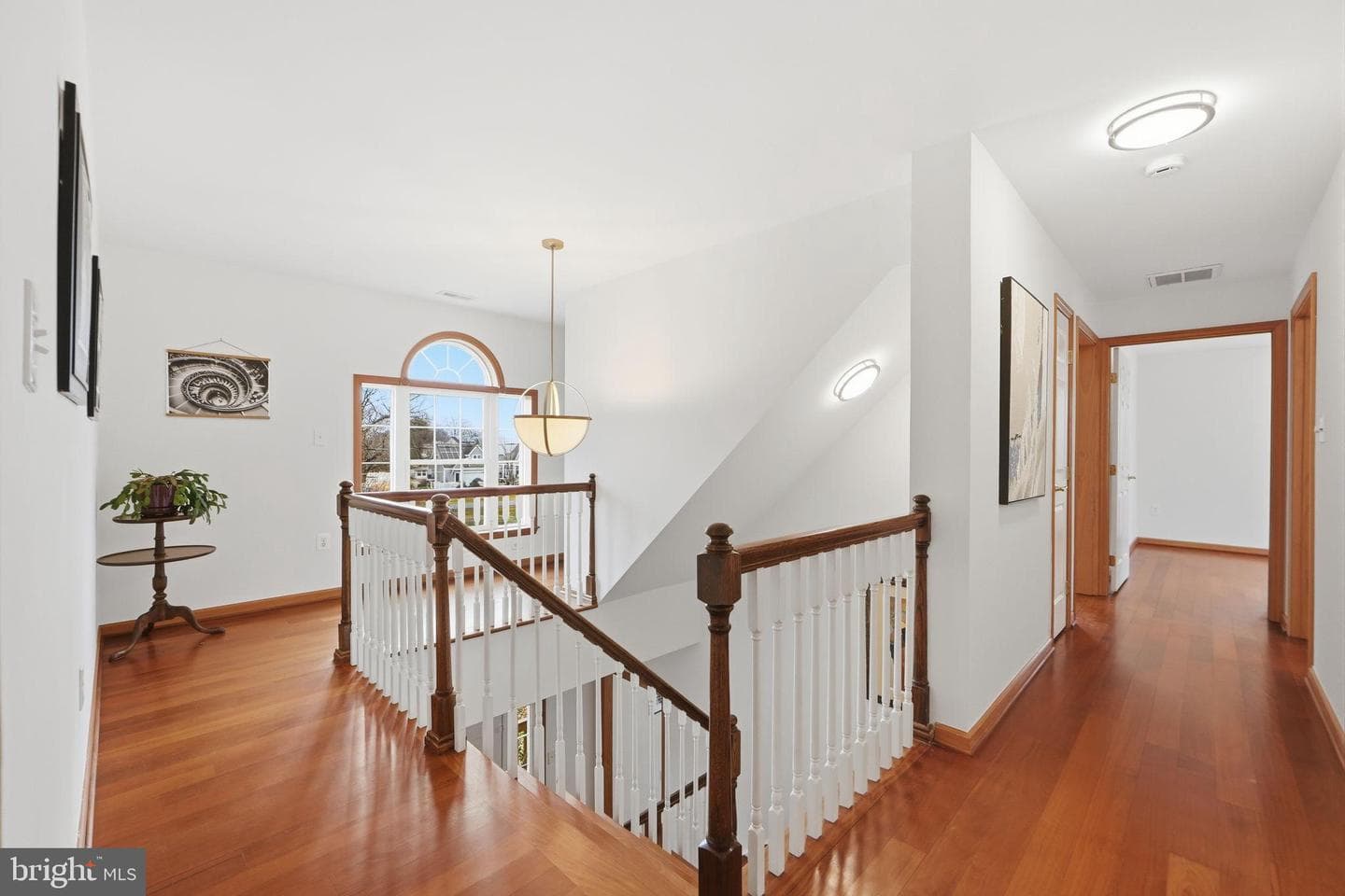 5566 Franklin Boulevard photo 26