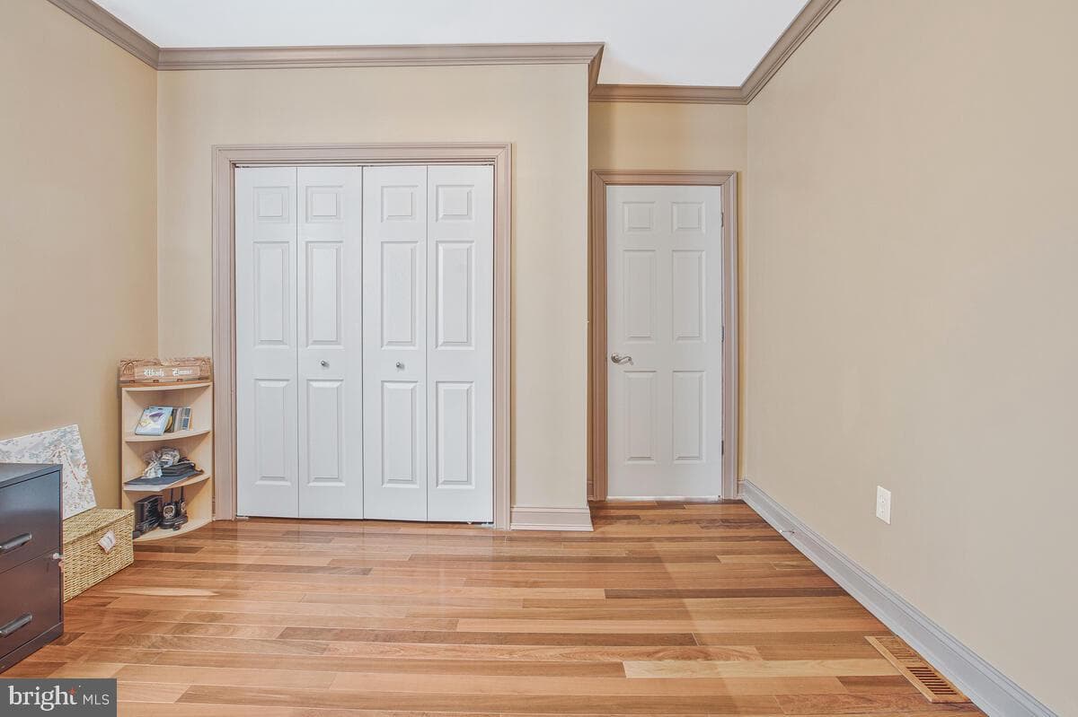 201 Charles Road photo 23