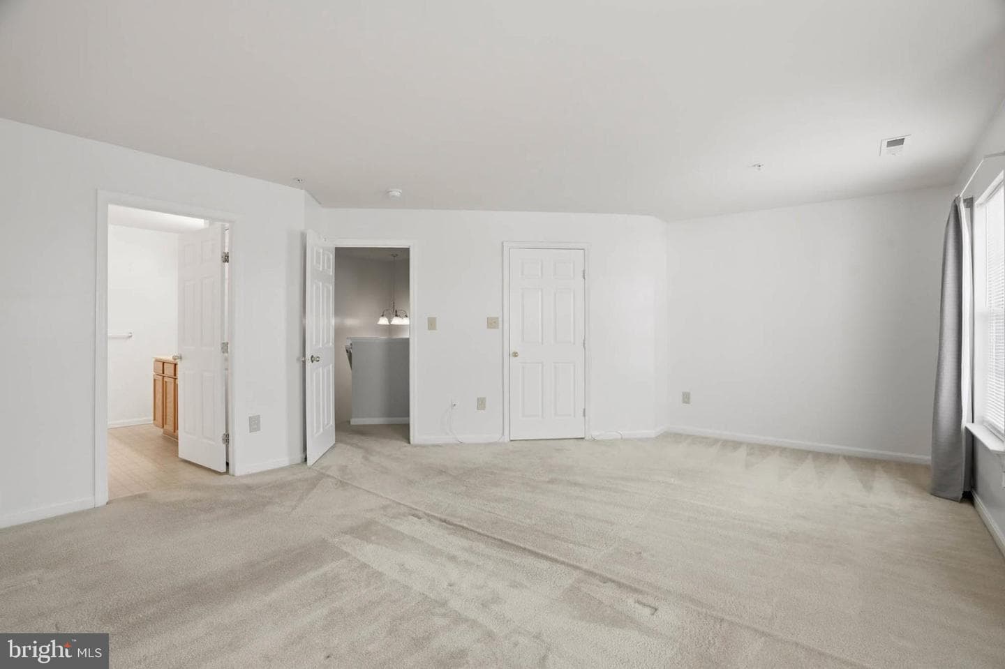 1961 Camelia Court photo 12