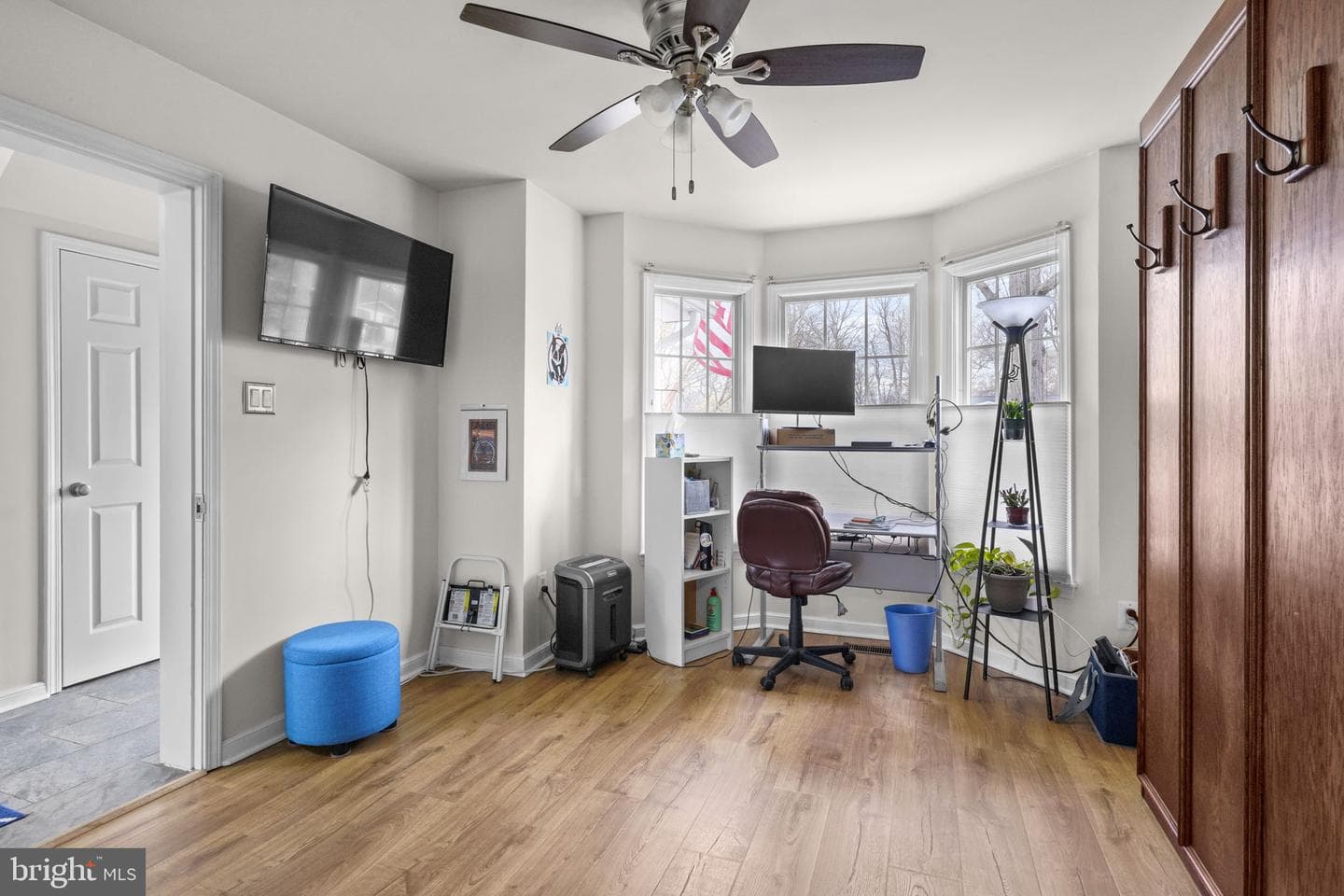 4728 Frederick Avenue photo 17