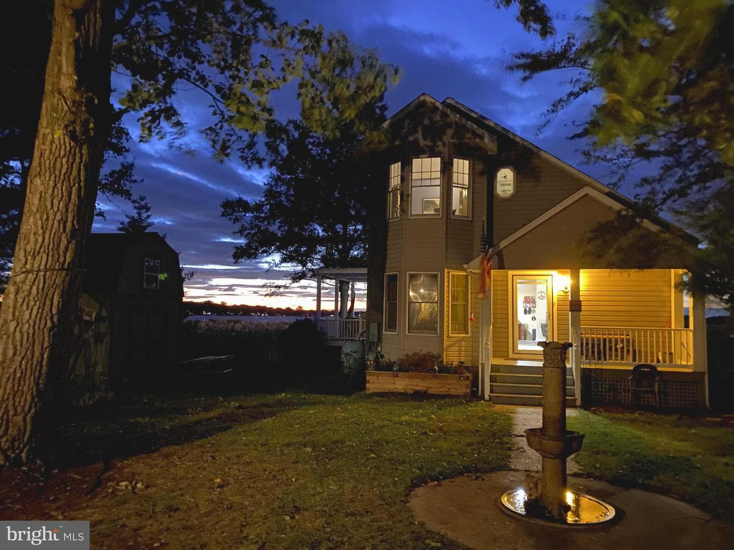 4728 Frederick Avenue photo 40