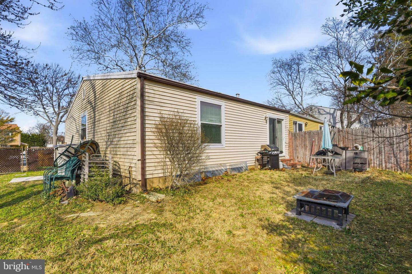 1359 Raleigh Drive photo 2