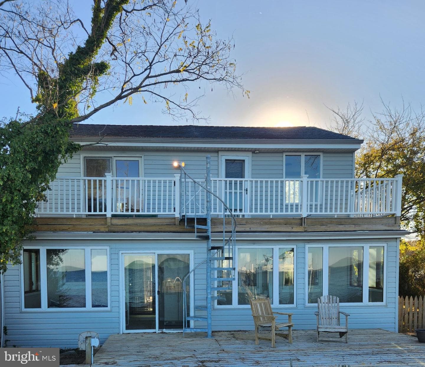 2142 Lake Drive photo 2