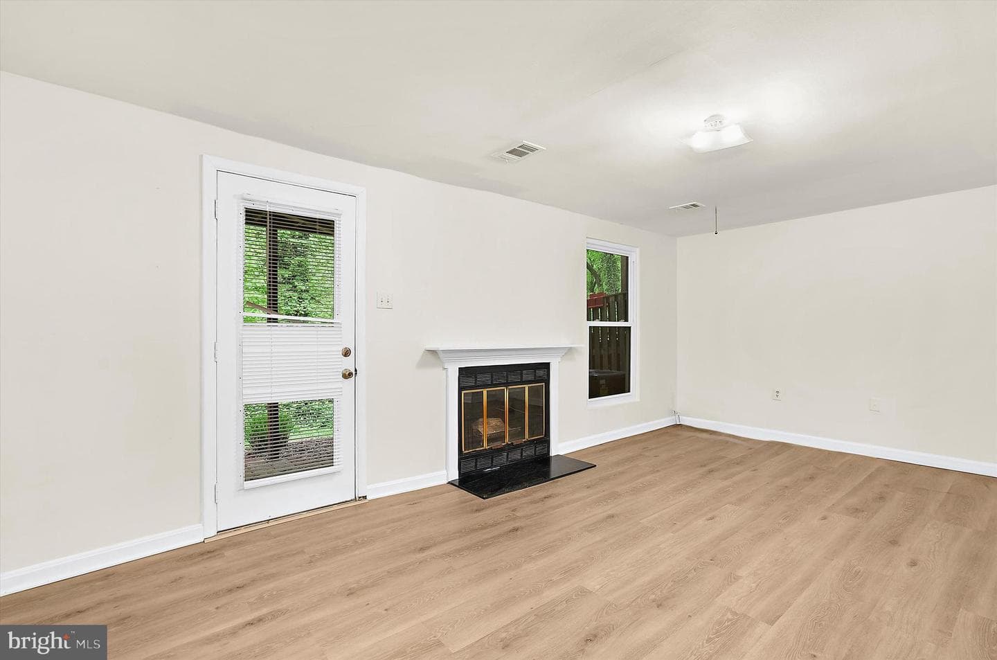 557 Bay Dale Court photo 38