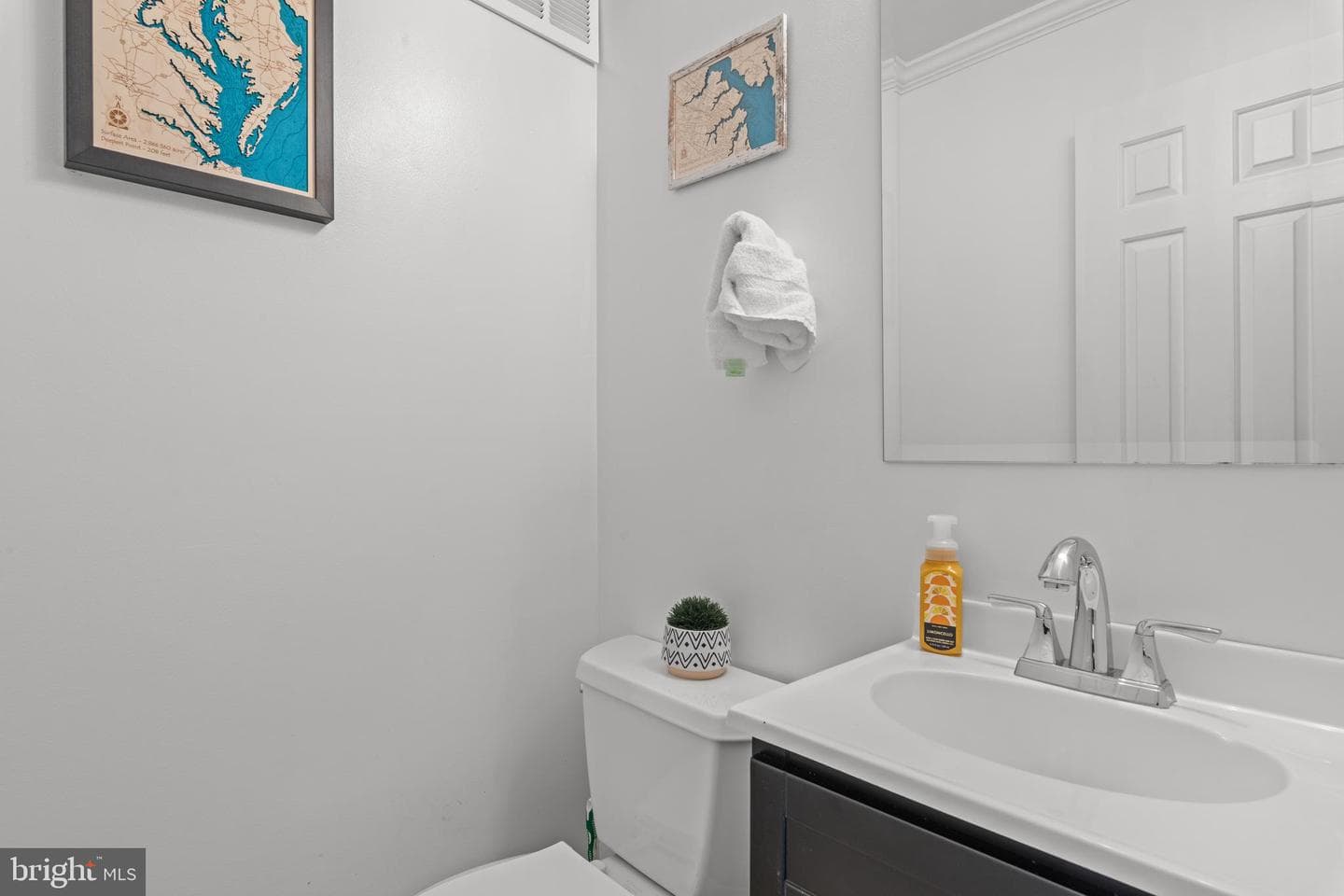 1472 Bay Green Drive #143 photo 8