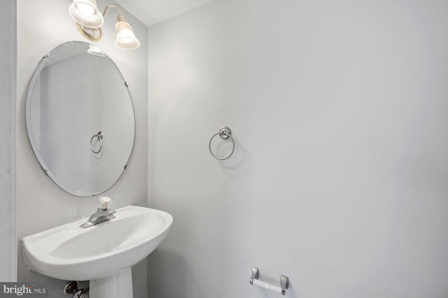 8301 Water Lily Way photo 15