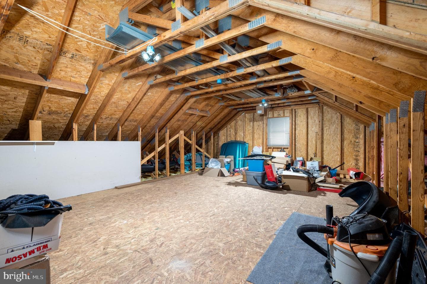 902 Hillcrest Road photo 36