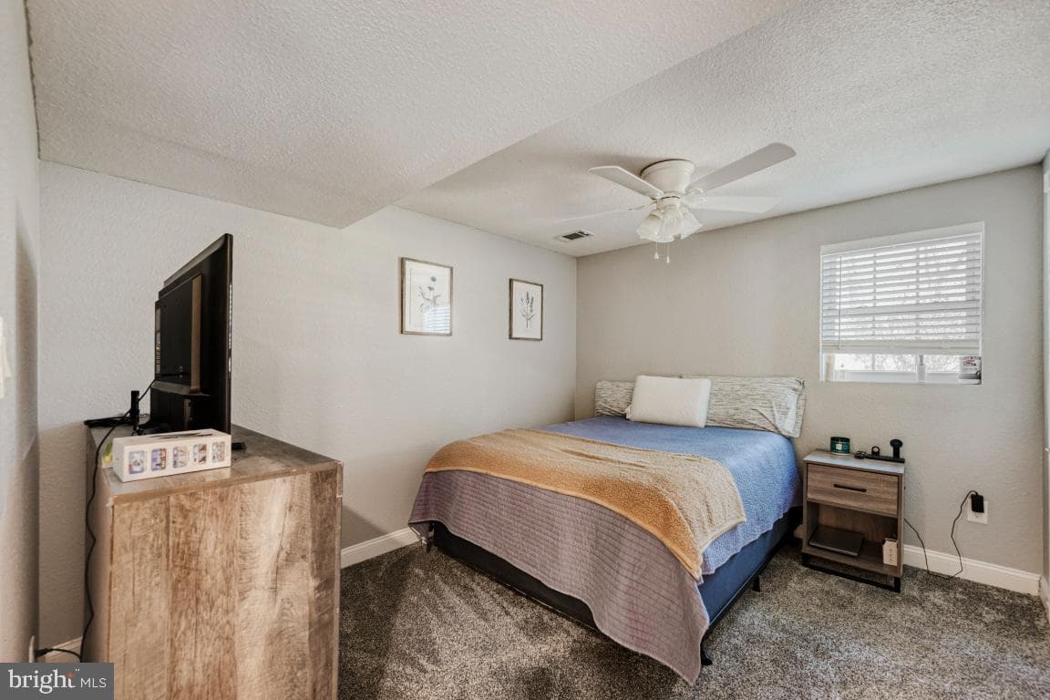 2110 Hallmark Drive photo 15