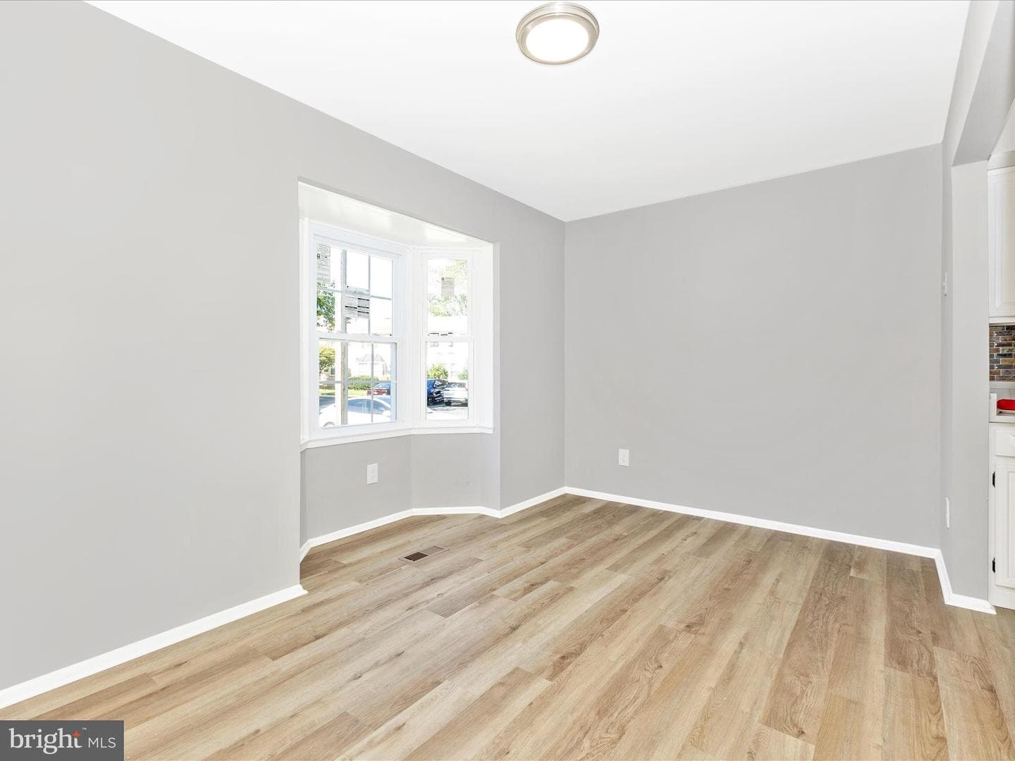 1804 Aberdeen Circle photo 6