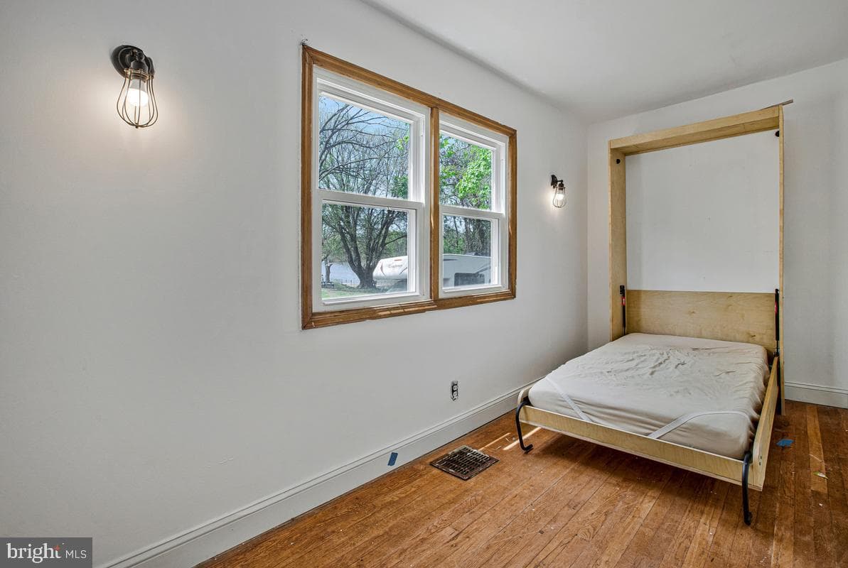 7801 Waterview photo 15