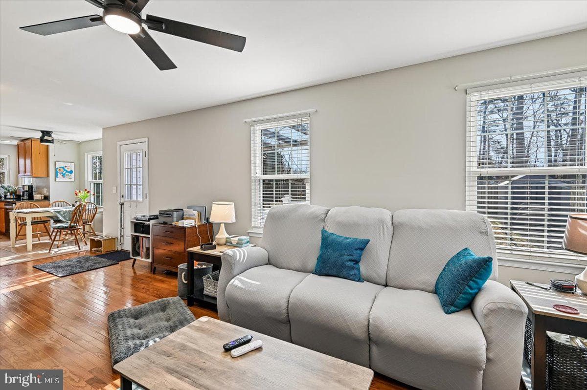 8339 Watermill Drive photo 13