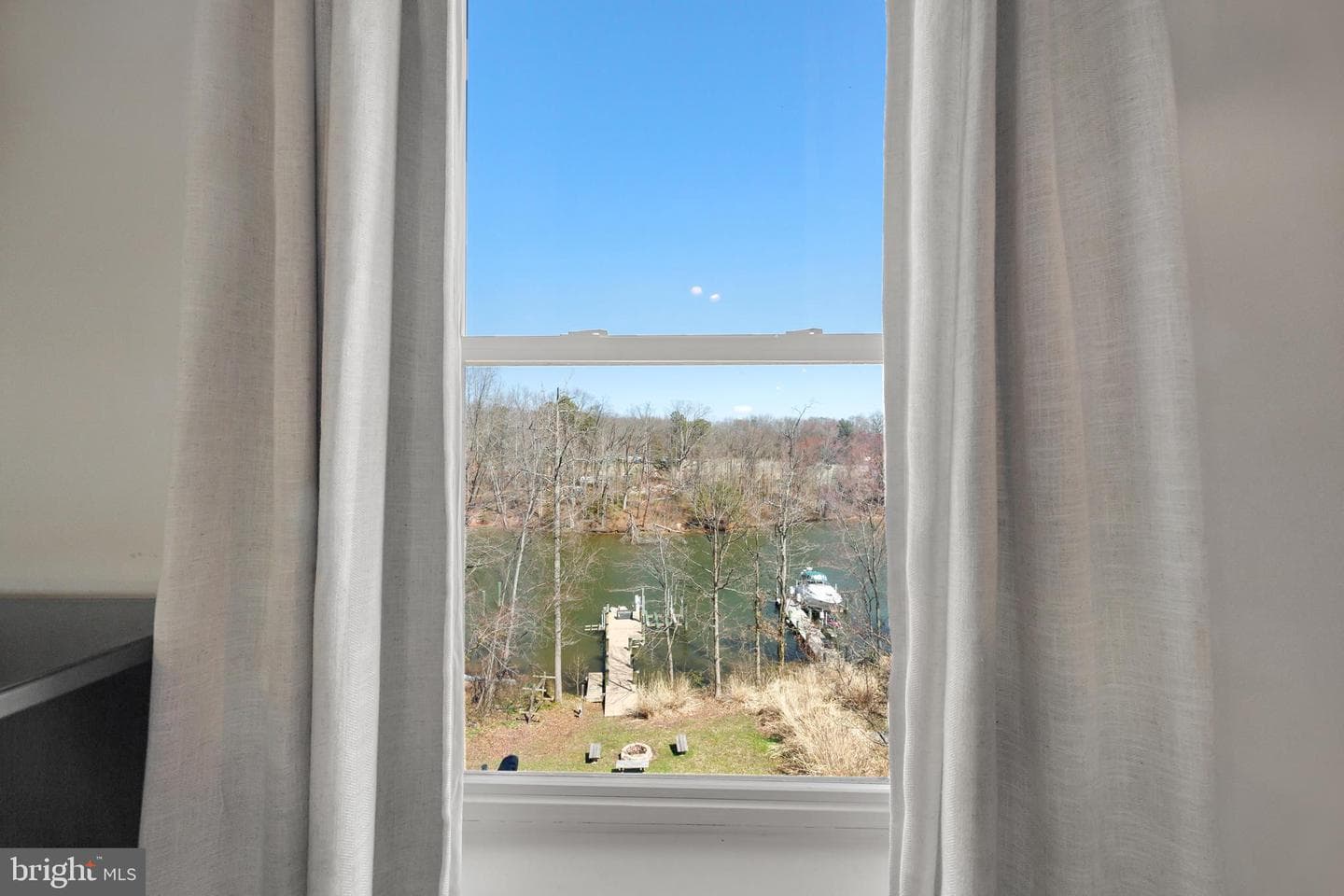 806 N Shore Drive photo 32