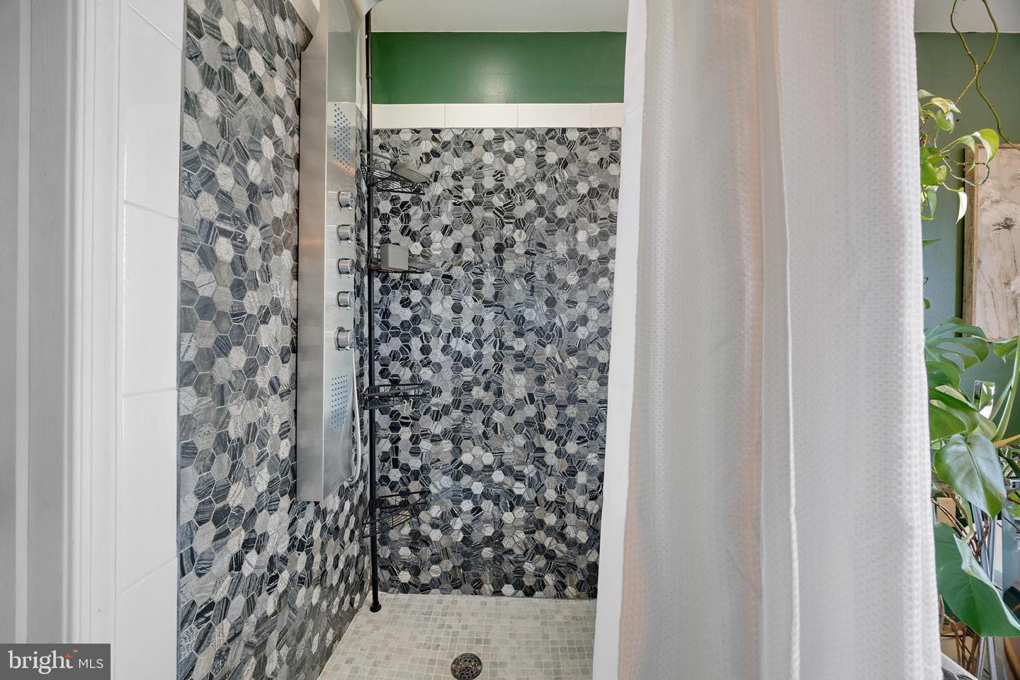 806 N Shore Drive photo 35