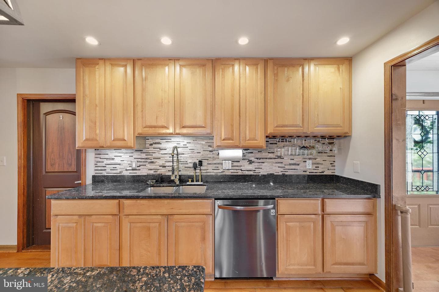 806 N Shore Drive photo 5