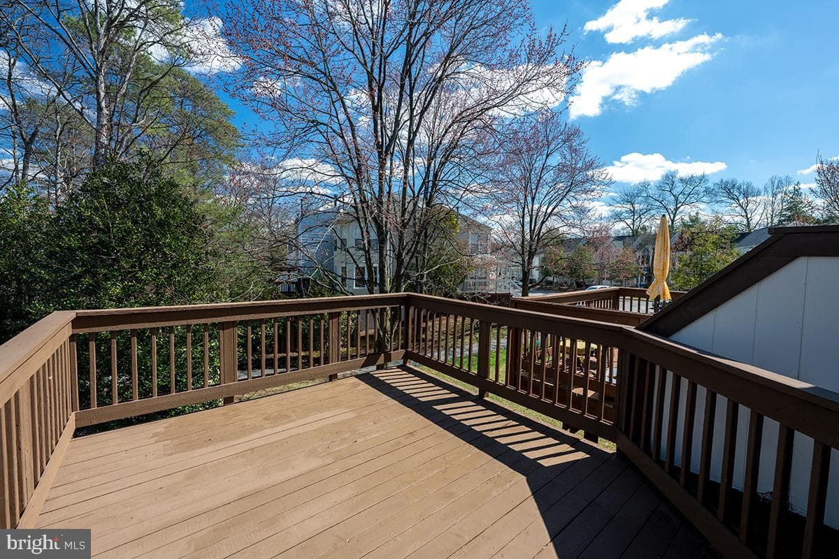144 Forests Edge Place photo 26