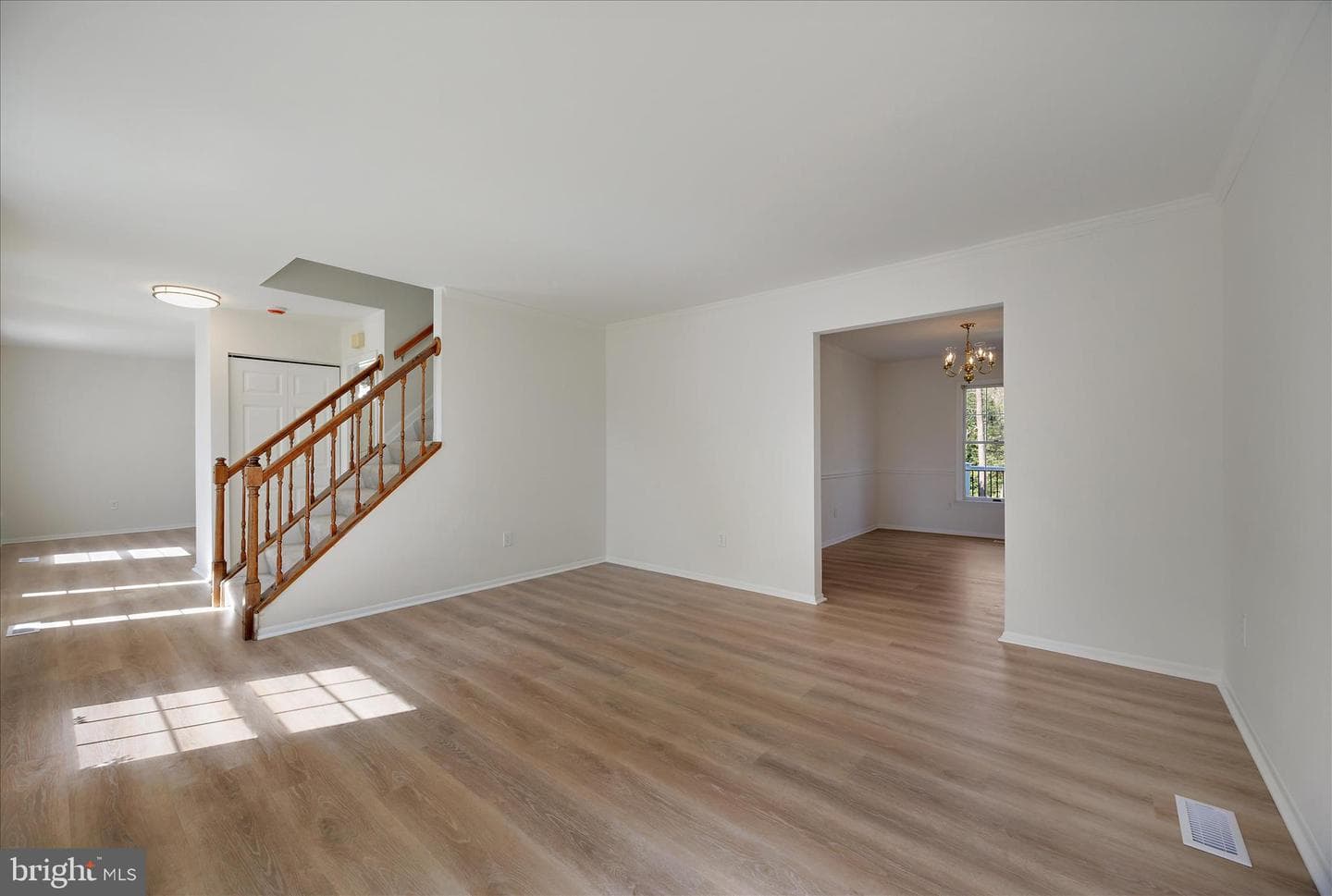 284 Tolstoy Lane photo 3