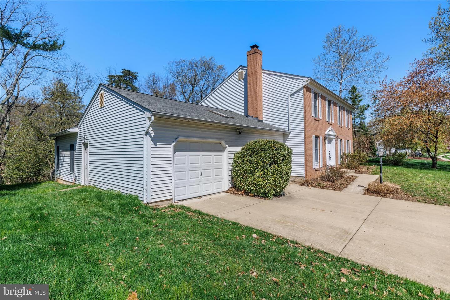 284 Tolstoy Lane photo 47