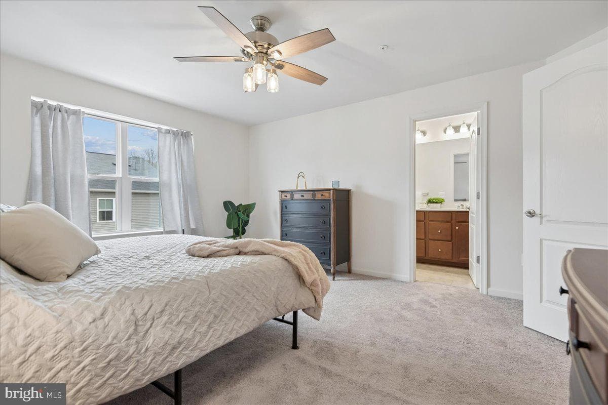 1813 Iris Lane photo 15