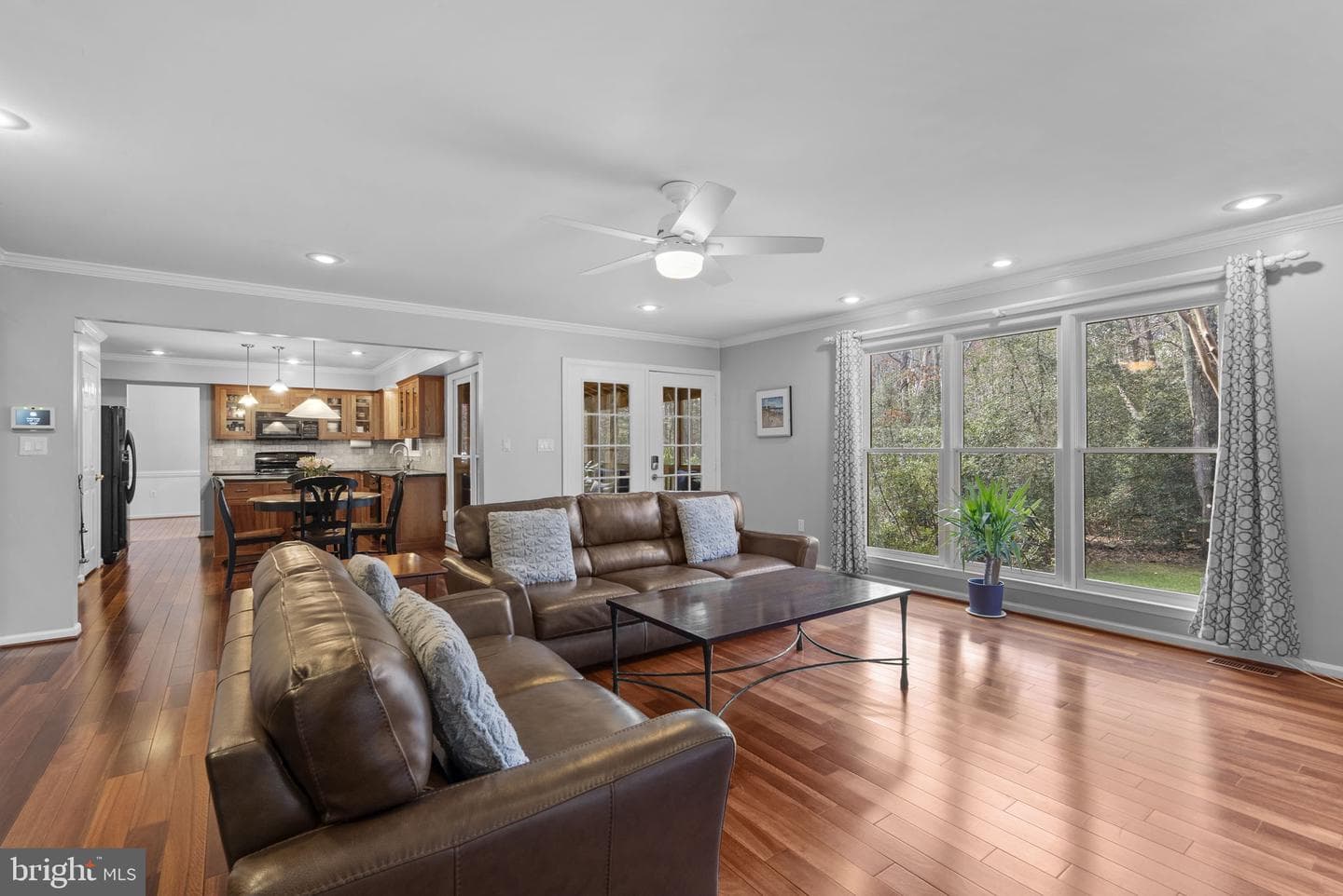 212 Ambleside Drive photo 15