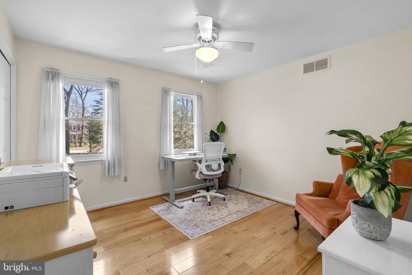 212 Ambleside Drive photo 32