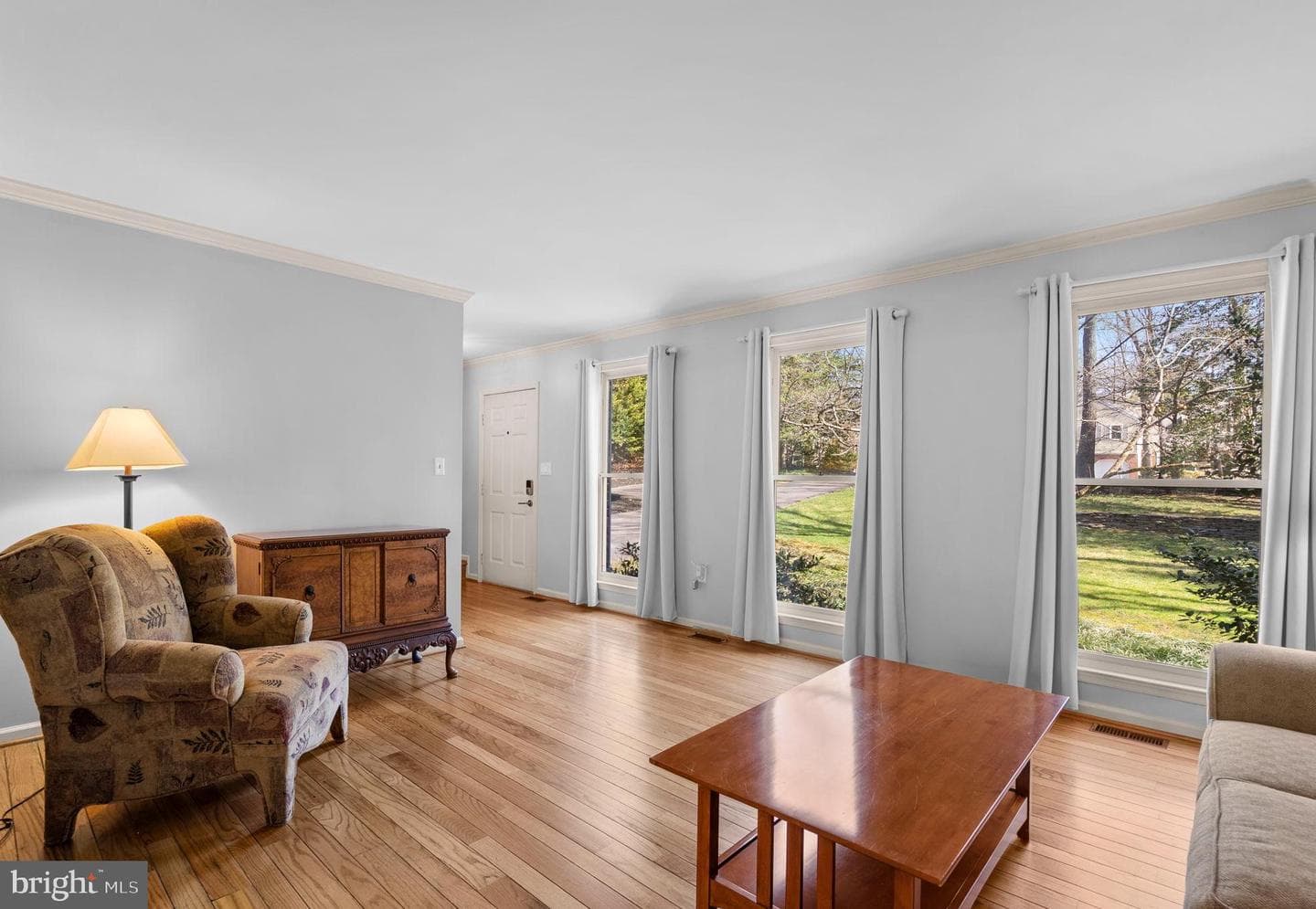 212 Ambleside Drive photo 6