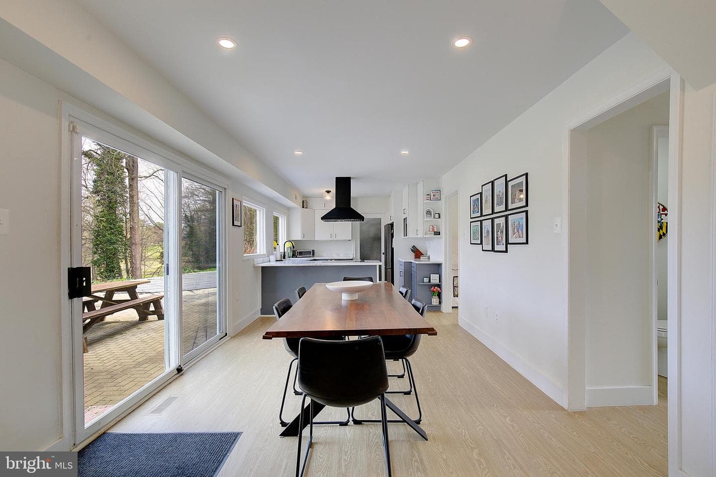 1702 Saxony Place photo 20