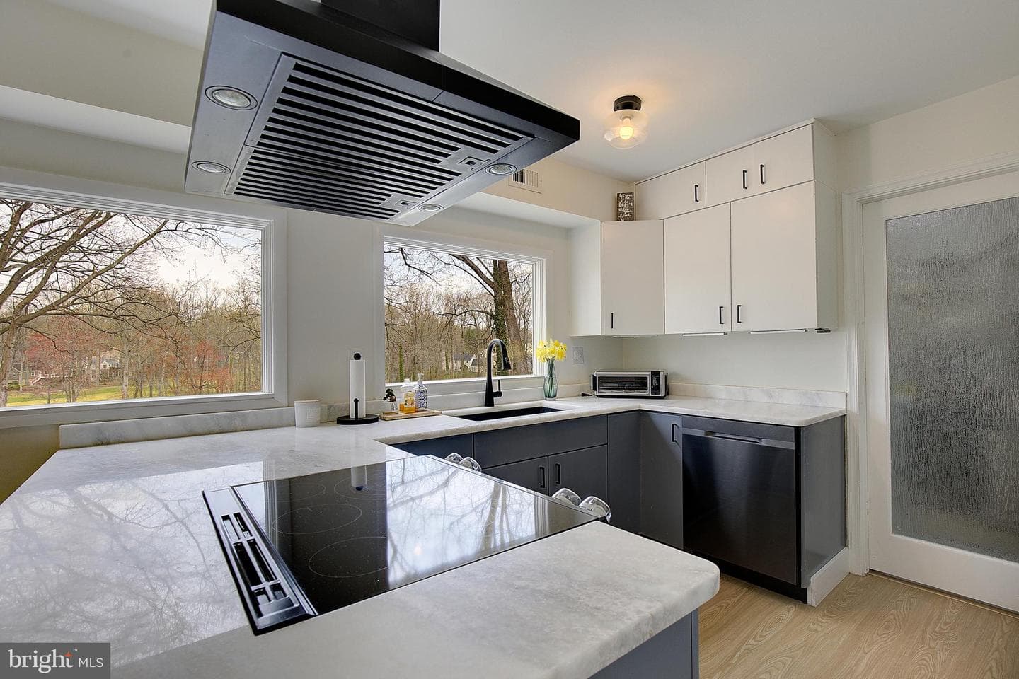 1702 Saxony Place photo 24