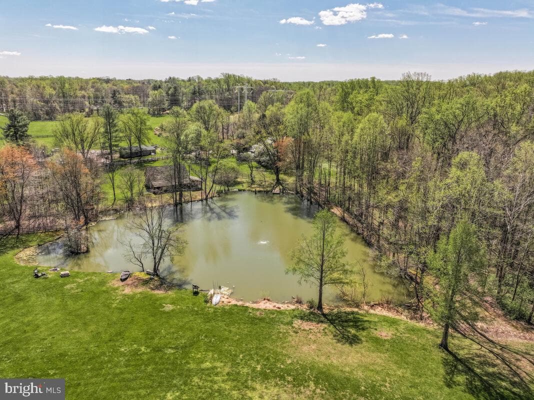 405 Pondview Lane photo 46