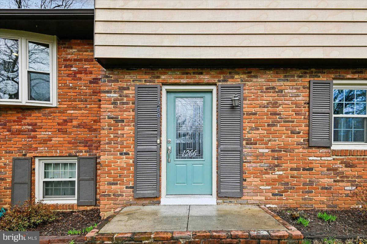 1266 Seabright Drive photo 55