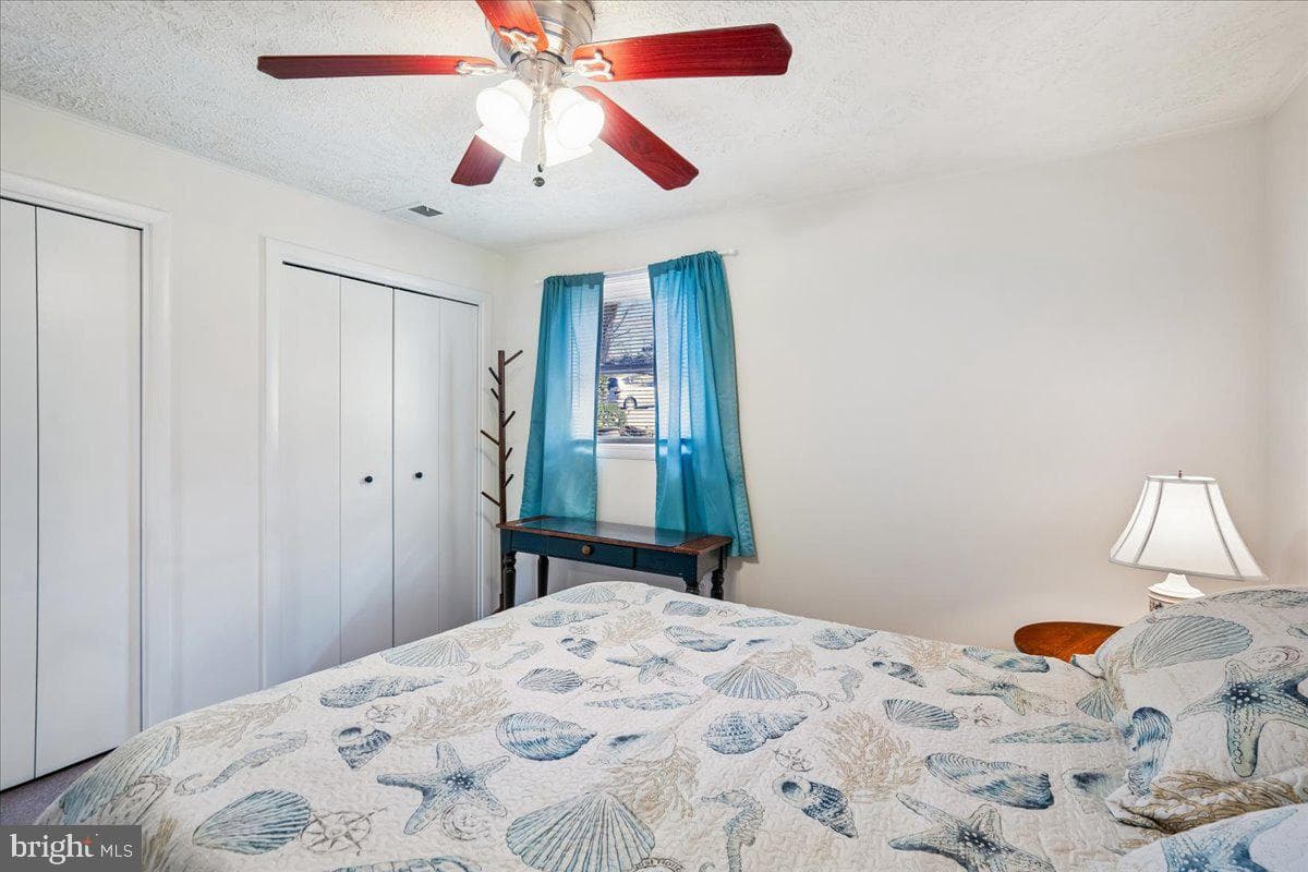 1090 Broadview Drive photo 32