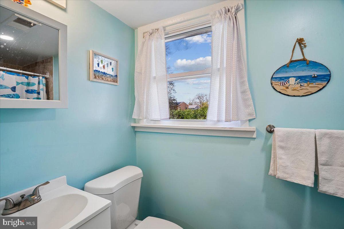 1090 Broadview Drive photo 33