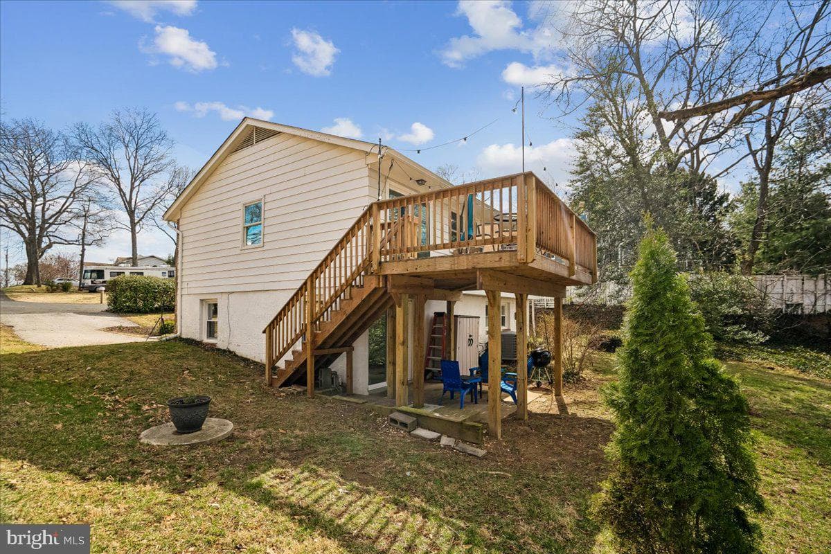 1090 Broadview Drive photo 40