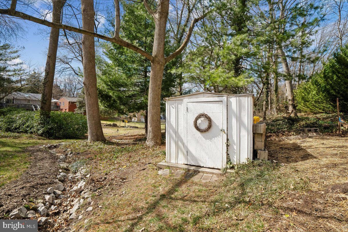 1090 Broadview Drive photo 48