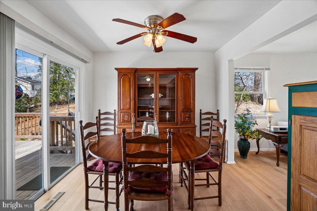 1090 Broadview Drive photo 8