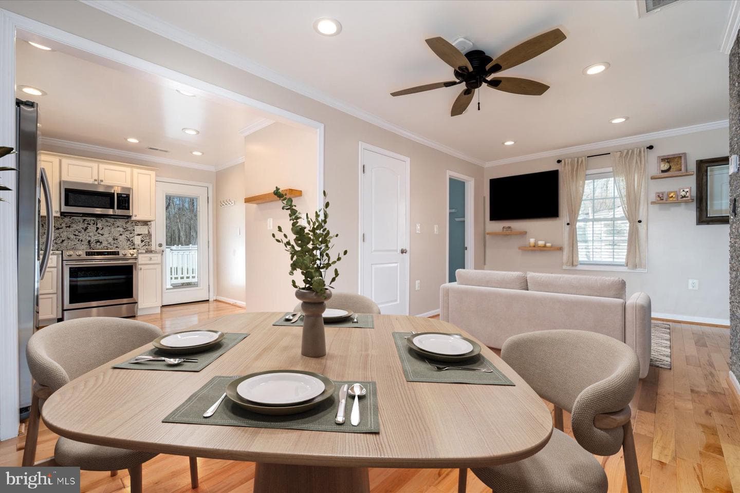 5646 Deale Churchton Road photo 2
