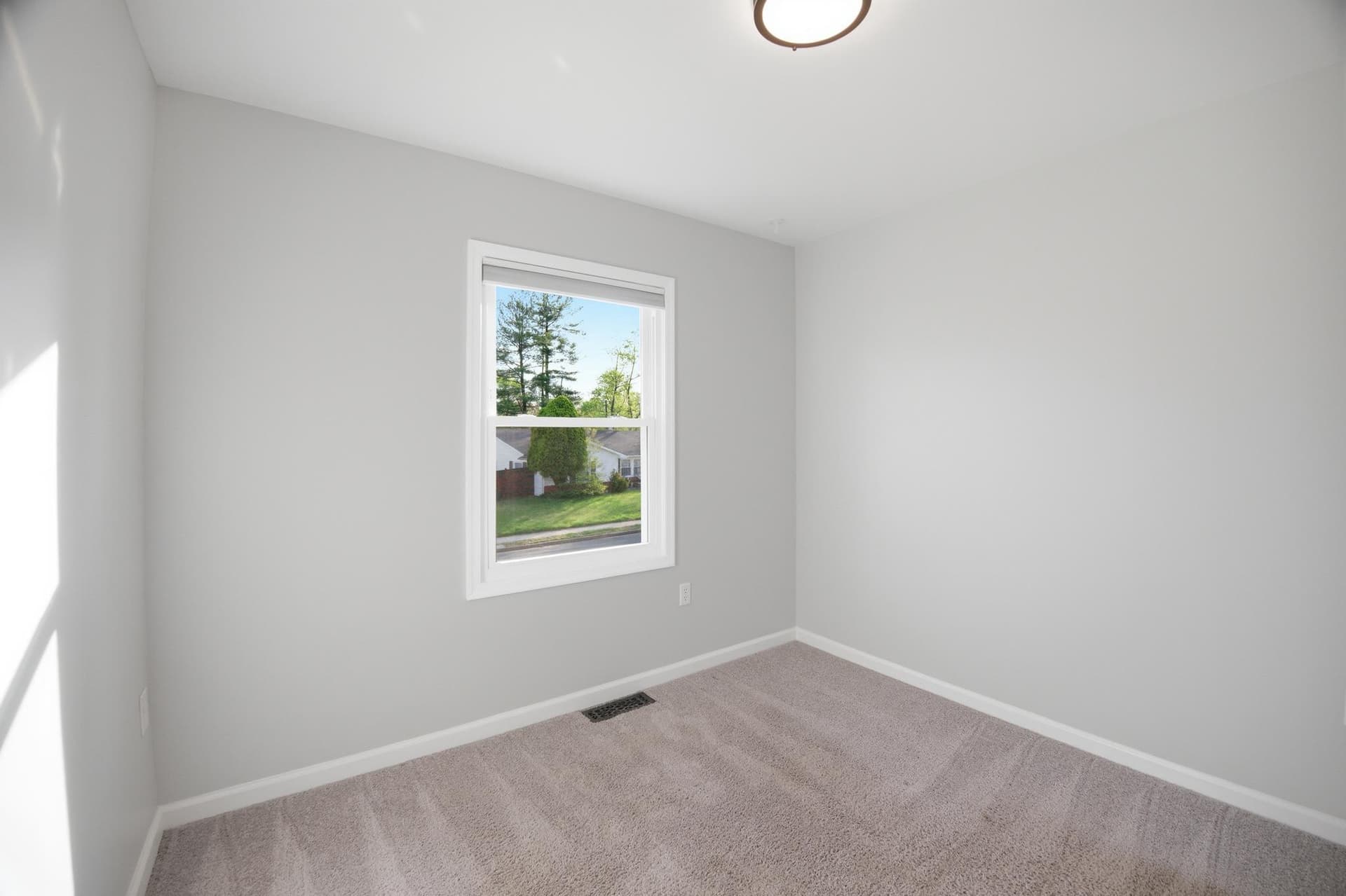 2296 Four Seasons Drive photo 29