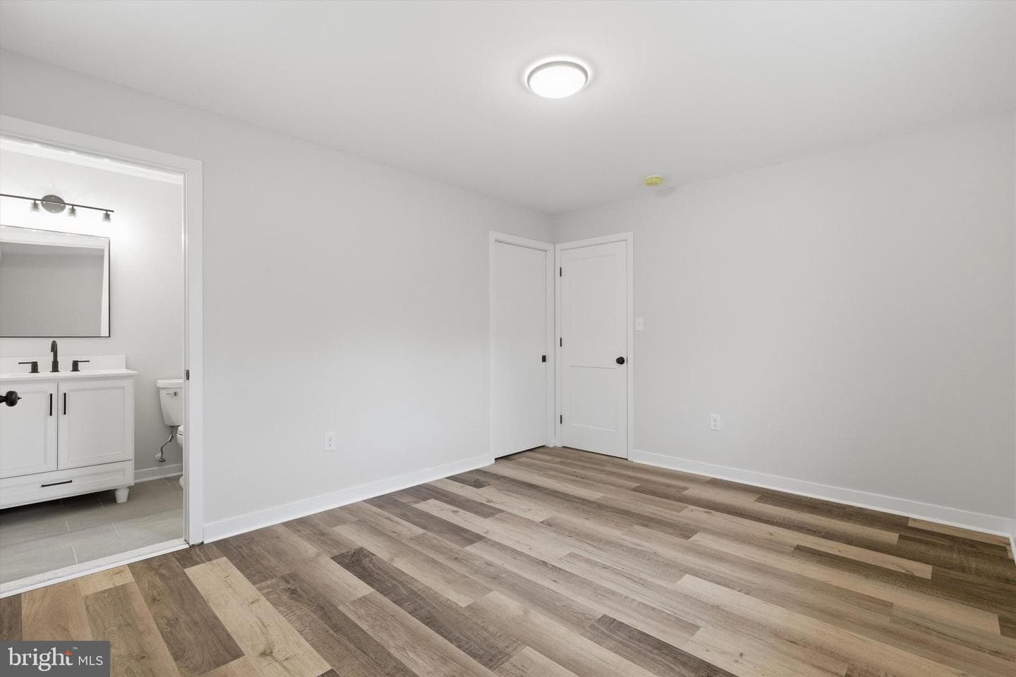 7258 Forest Avenue photo 19