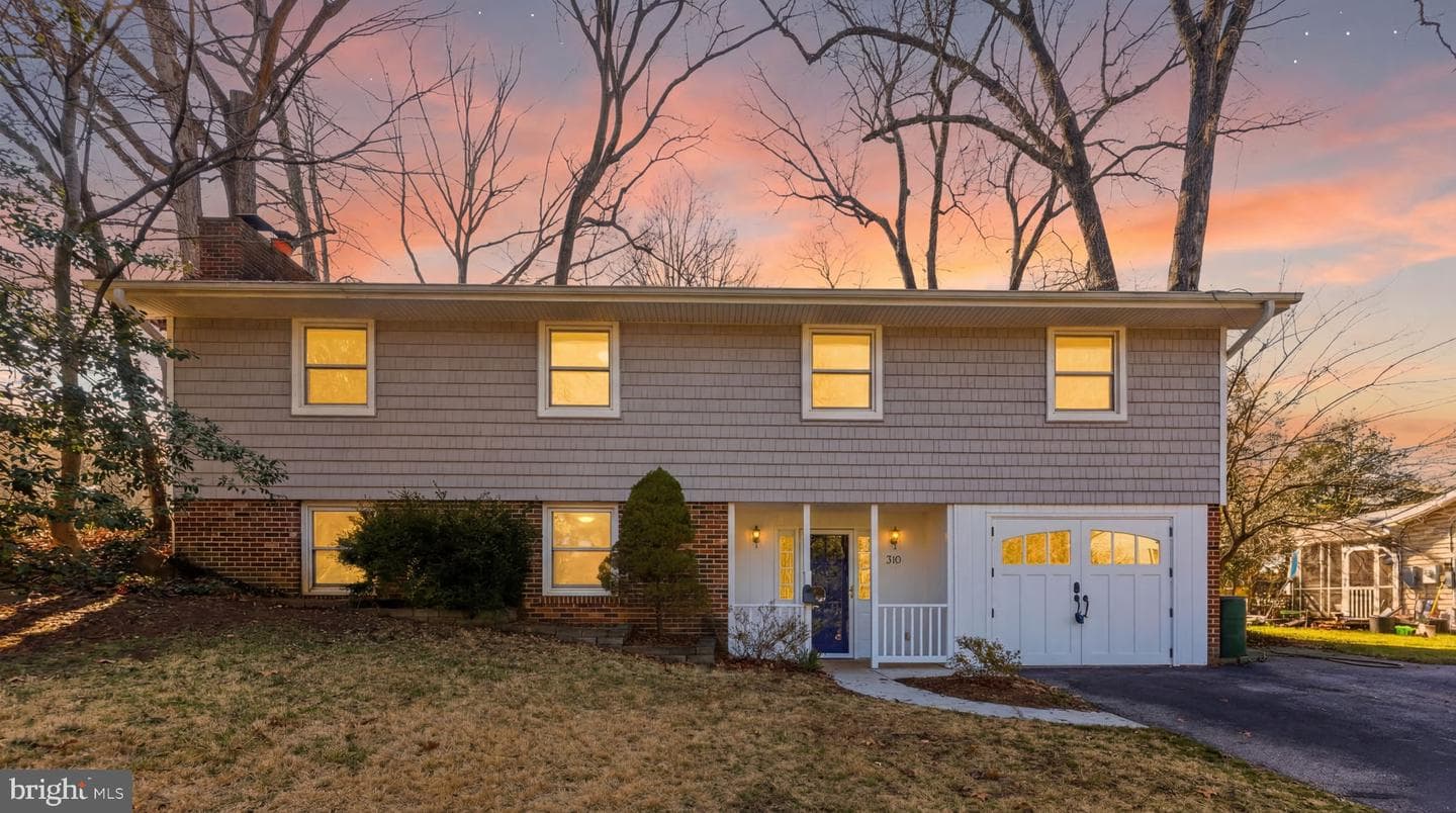 310 Fernwood