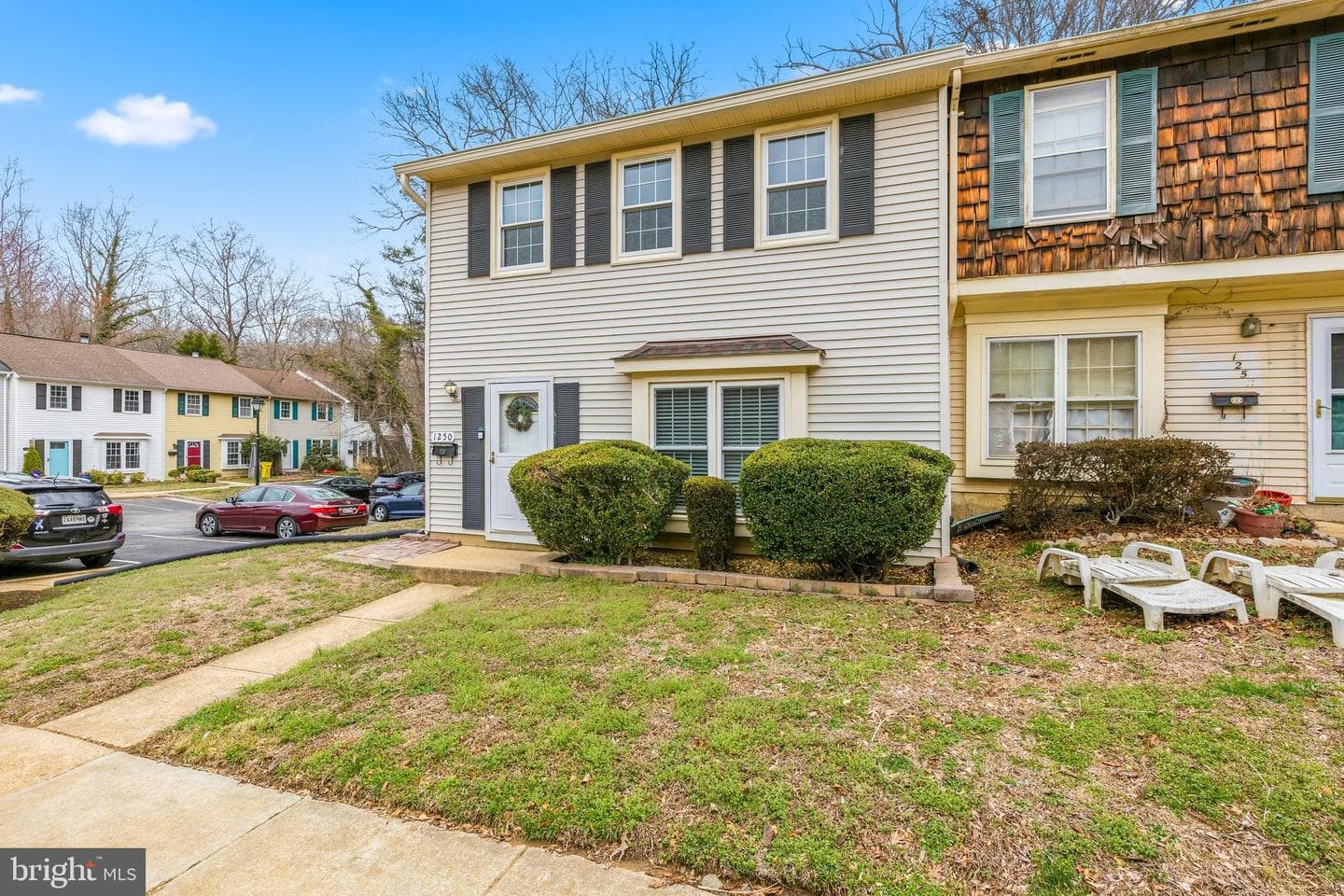 1250 Stonewood Court photo 2