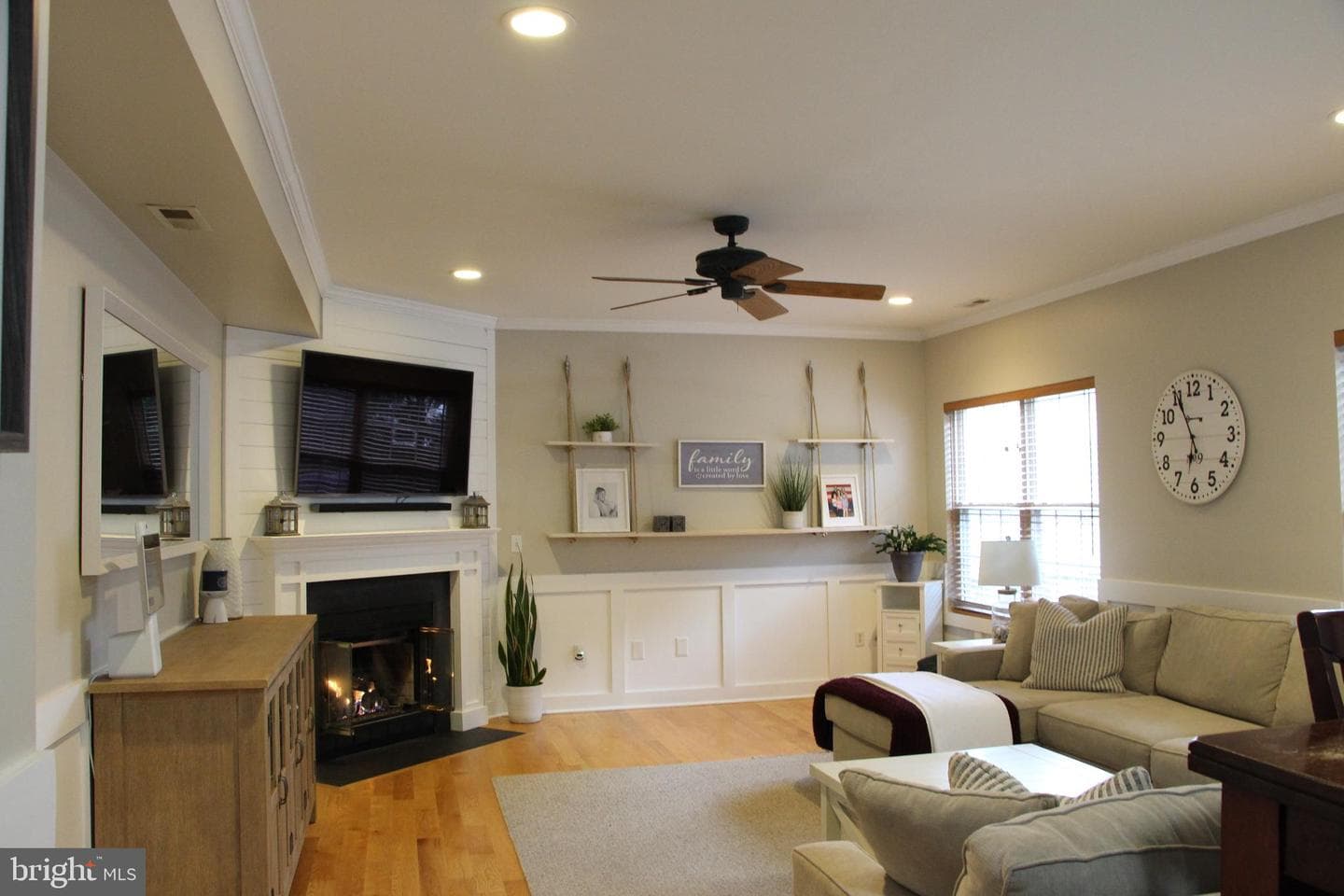 1545 Wakefield Road photo 3