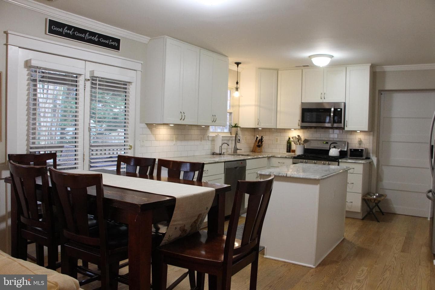 1545 Wakefield Road photo 4